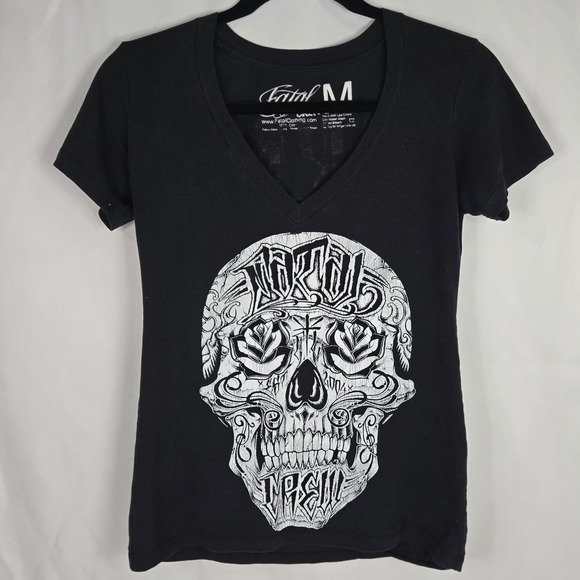 Fatal Crew Skull Graphic Tee V‎ Neck Short Sleeve T-Shirt Black Medium 2004 VTG - Picture 5 of 11